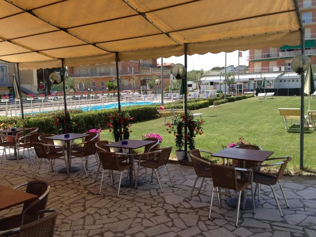 Hotel Lima Lido Di Savio Zewnętrze zdjęcie