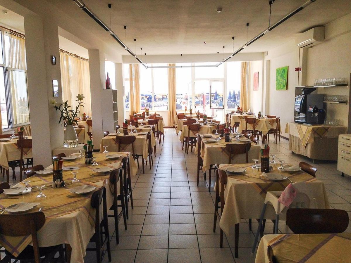 Hotel Lima Lido Di Savio Zewnętrze zdjęcie